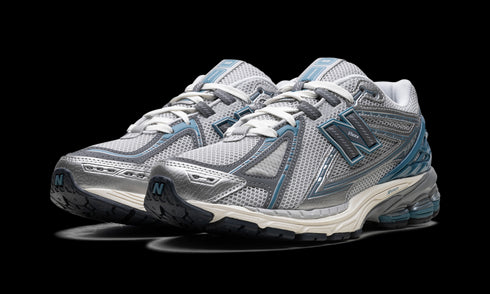 1906 "Silver/Teal"